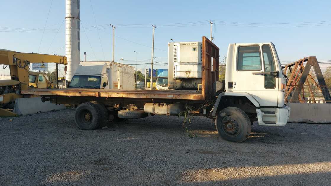  Ford CARGO 2001    EN DESARME